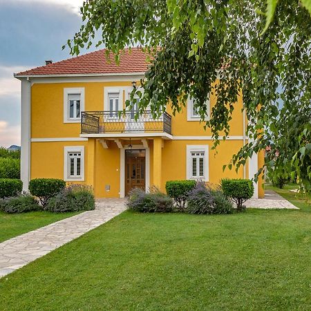 Vila Boljevic Подгорица Экстерьер фото