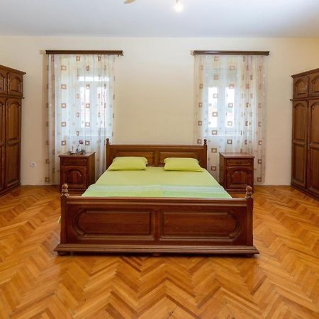 Vila Boljevic Подгорица Экстерьер фото